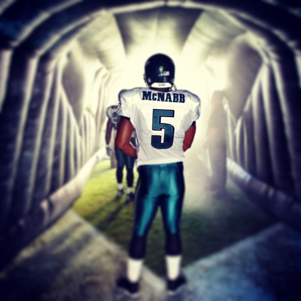 Former QB Donovan McNabb will announce his retirement as an Eagle at a press conference with Chairman and CEO Jeffrey Lurie on Monday at 10 am, live on the Eagles mobile app and PhiladelphiaEagles.com.