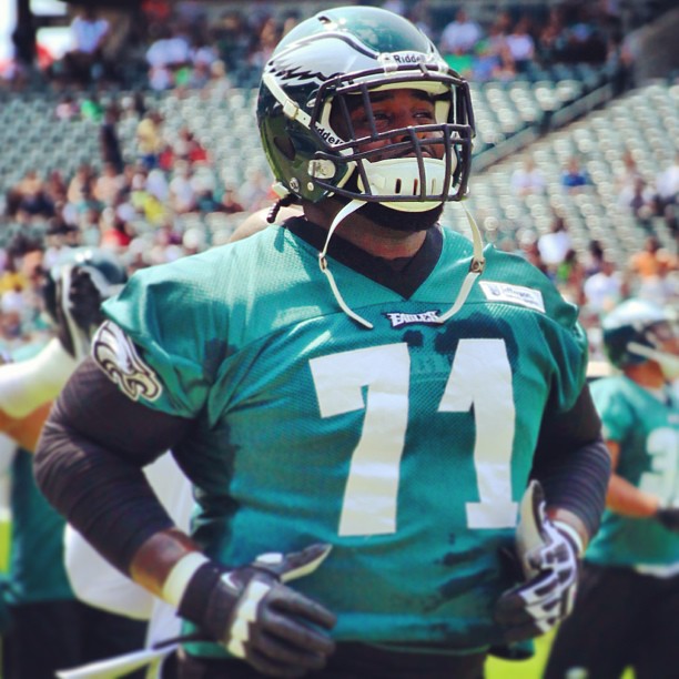 Jason Peters back on the field in green. All is right in the world.