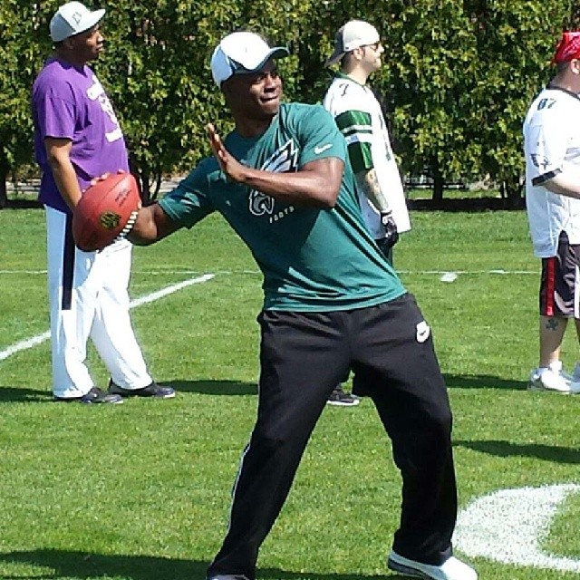 Jeremy Maclin airs it out at Saturday's Academy for Men.