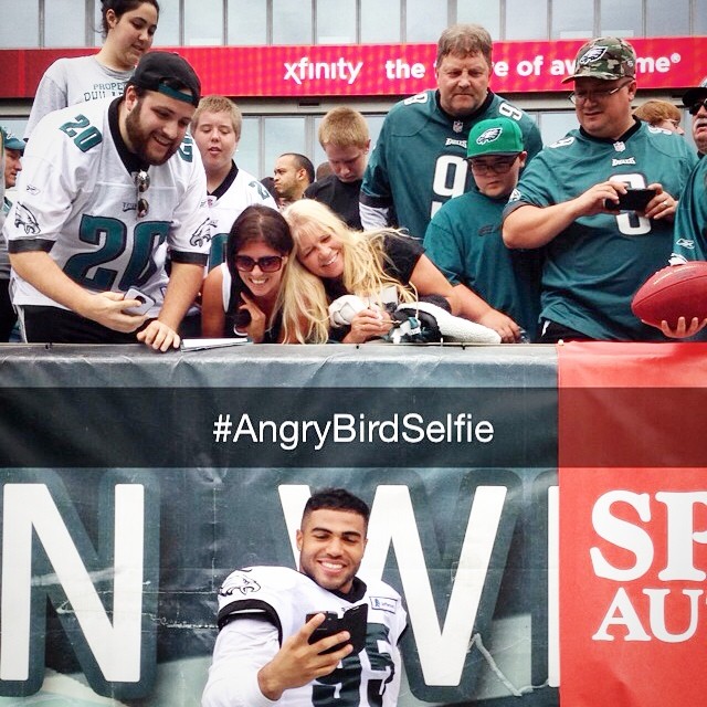 An Angry Bird selfie is the perfect way to thank the 25,000 fans who joined us for Open Practice.