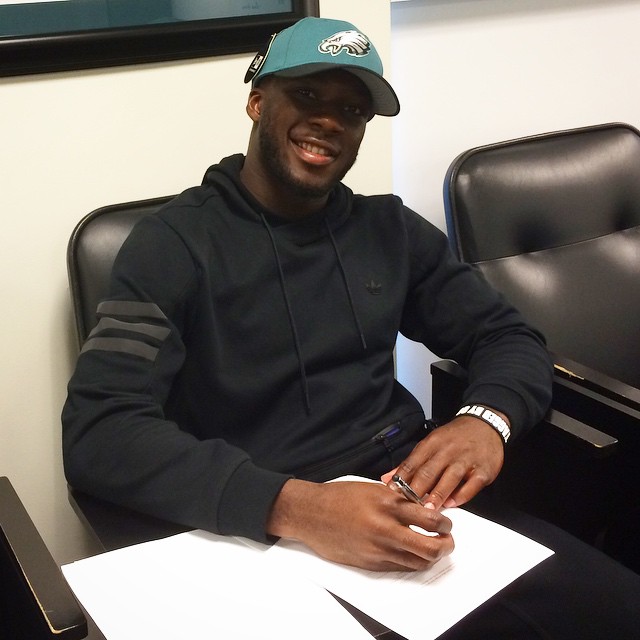 @nelsonagholor15 makes it official. Four picks have signed rookie deals.