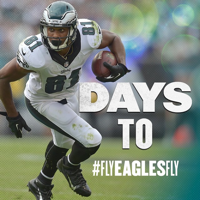 JMatt, JMatt, JMatt is running, running, running towards the start of #FlyEaglesFly.