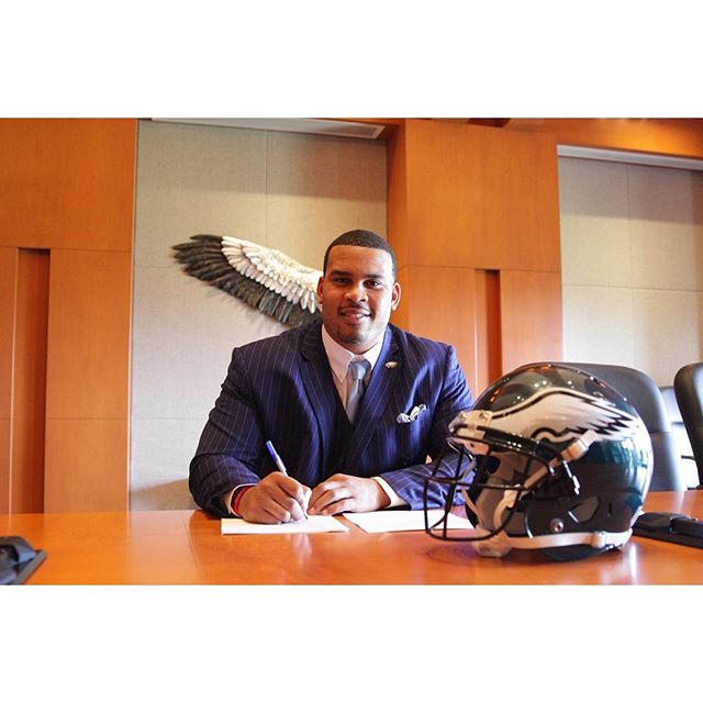 Brandon Brooks: Official.